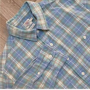 Faherty Shirt Mens L Lt. Blue Plaid Flannel Button Up Causal Long Sleeve Cotton